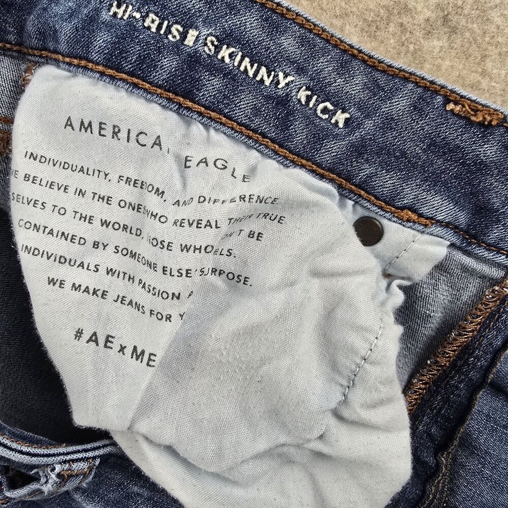 American Eagle Womens Flared Jeans Dark Wash Size 12 Stretch Denim Distressed - Picture 7 of 10